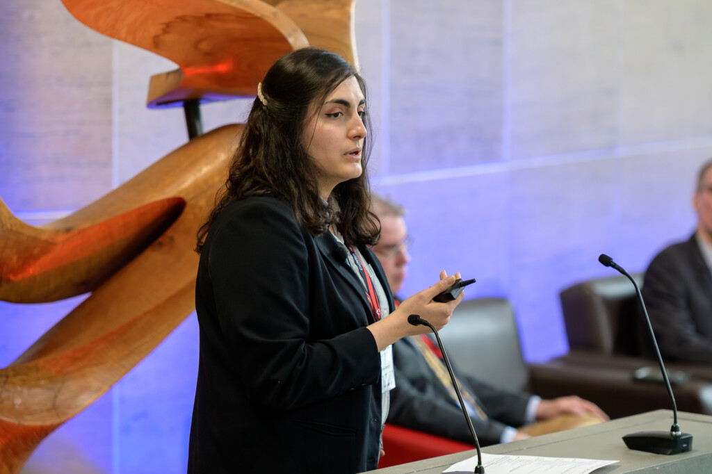 Afshan Khaleghi presenting refined Lagrangian approach for methane localization.