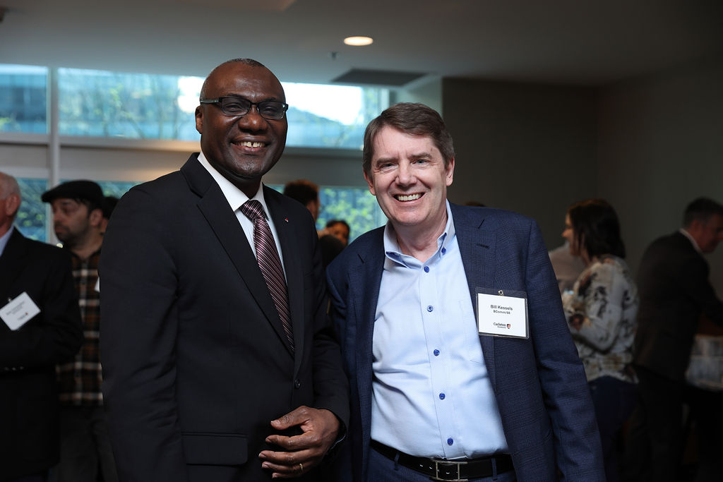 President Wisdom Tettey with guest at Carleton's reception in Vancouver on April 23, 2026.