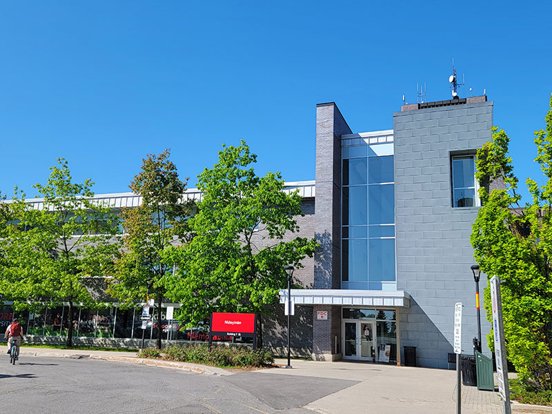 The Nideyinàn building on the Carleton University campus.