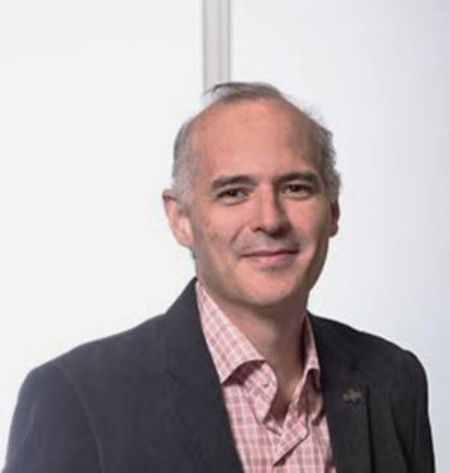 A photo of Mario Santana Quintero.