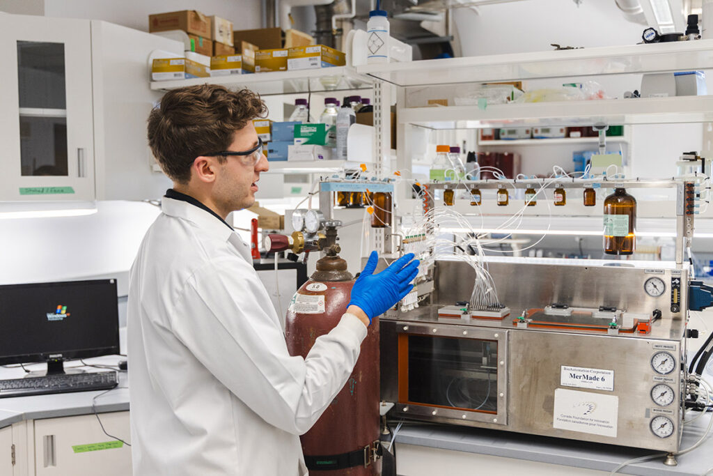 Daniel Knight in Lab 2