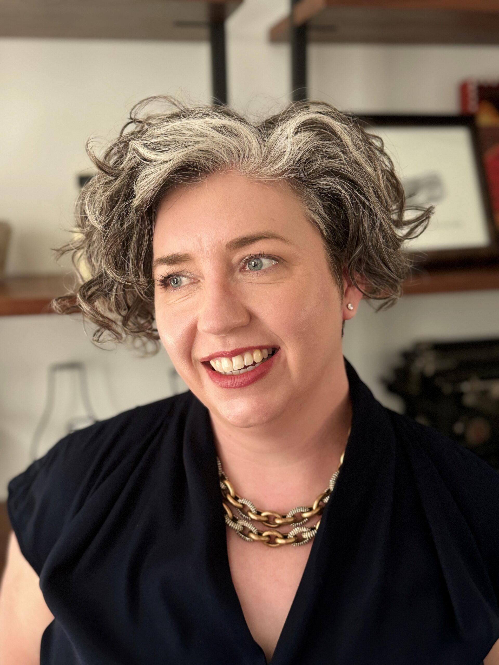 Photo of Jennifer Carr