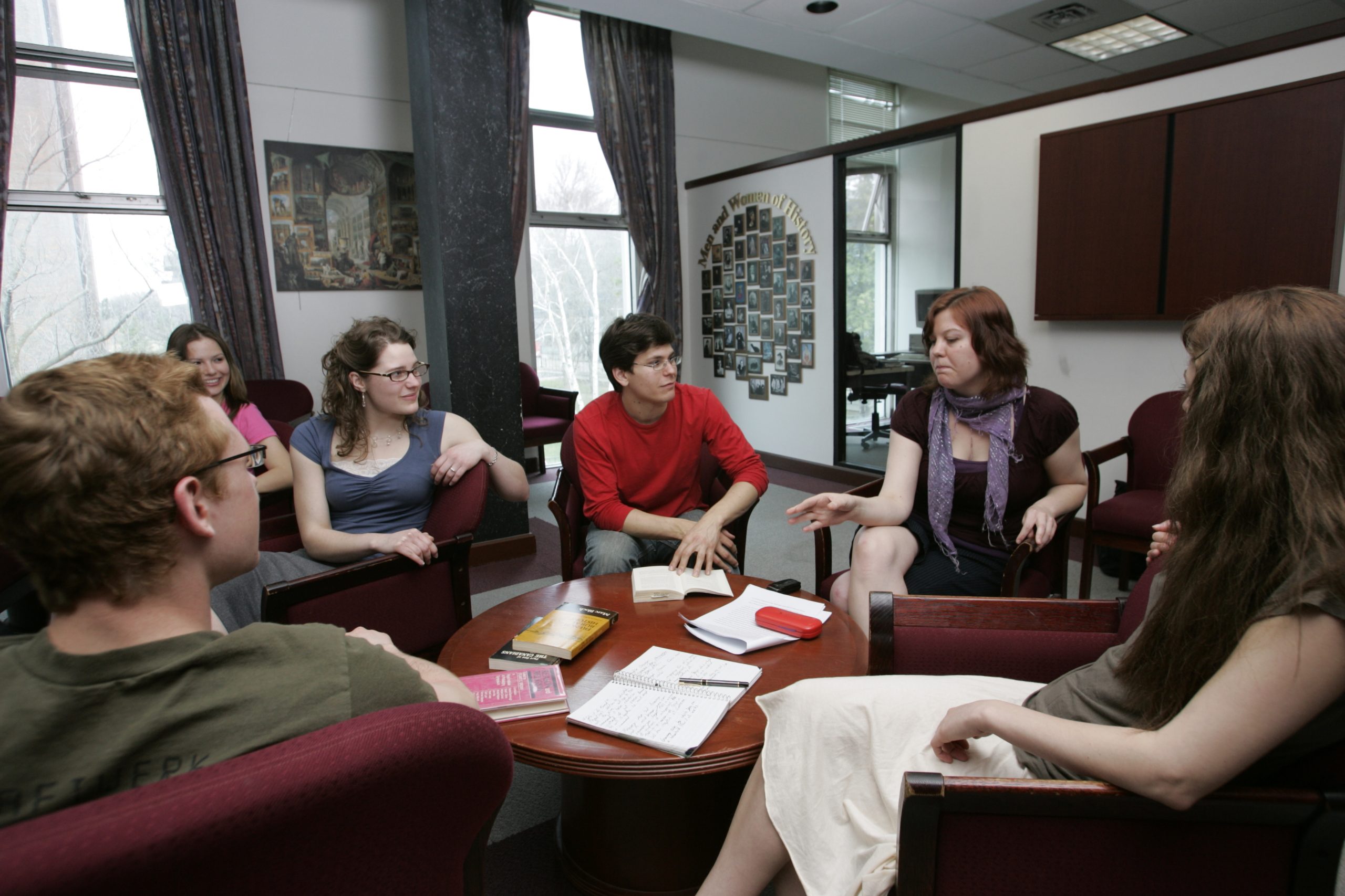 The Humanities Seminar Room, students in discussion
