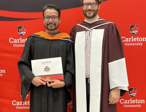 Alvi Jawad receives his Master's degree at Convocation 2022