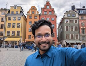 Alvi Jawad in the plaza of Stockholm old town, Gamla Stan