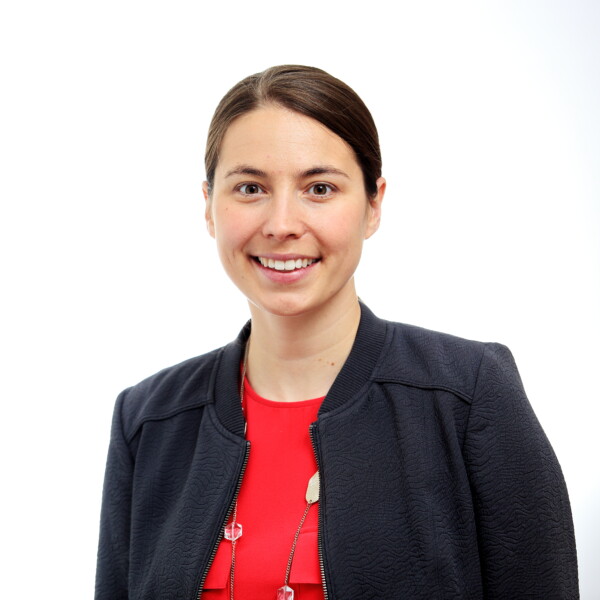 Dr. Cynthia Cruickshank headshot