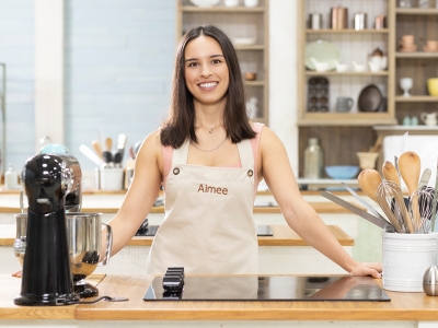 Photo for the news post: Carleton’s Aimee DeCruyenaere ‘Bakes’ it to the Finals of The Great Canadian Baking Show
