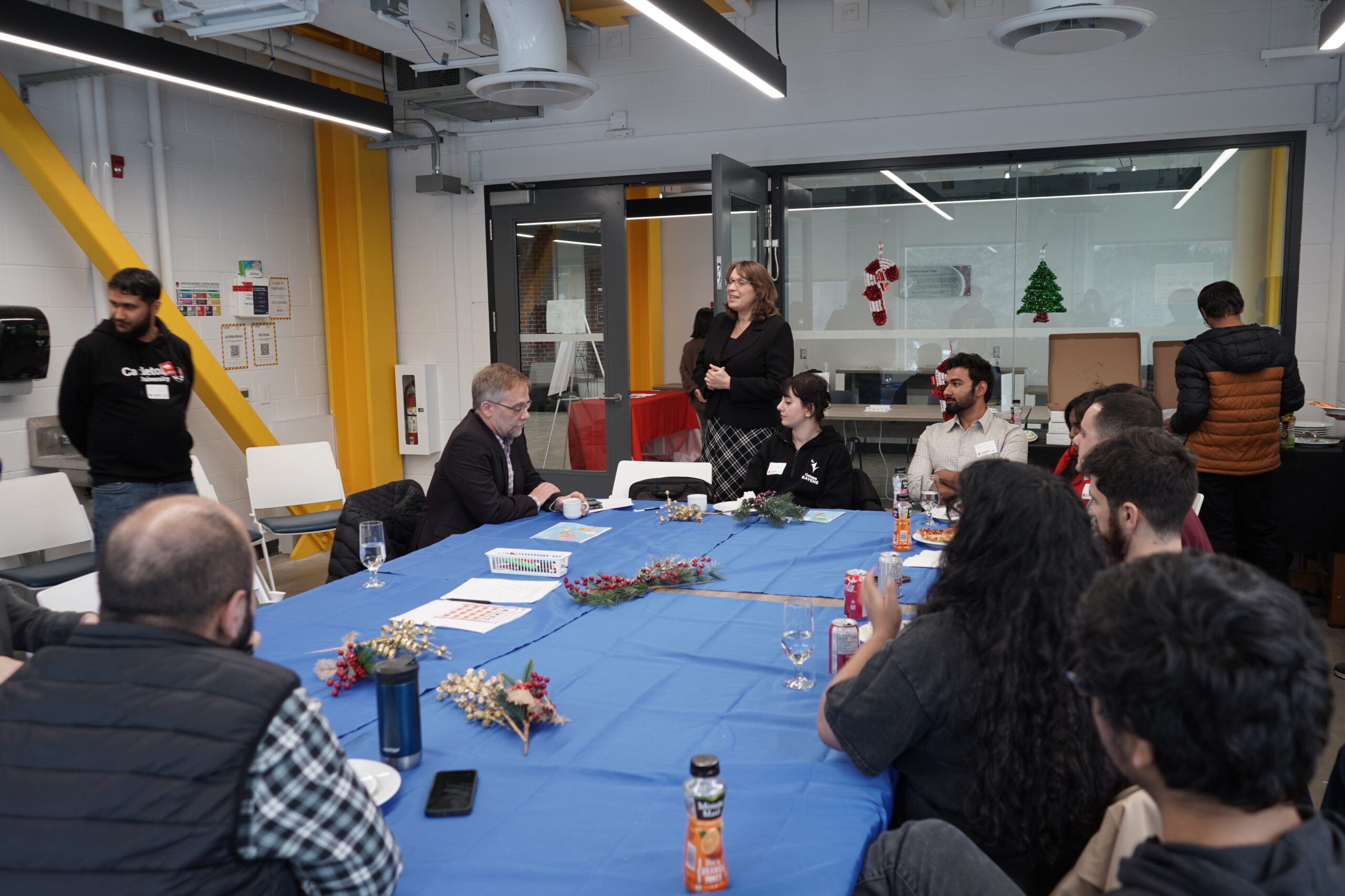 holiday gathering 25