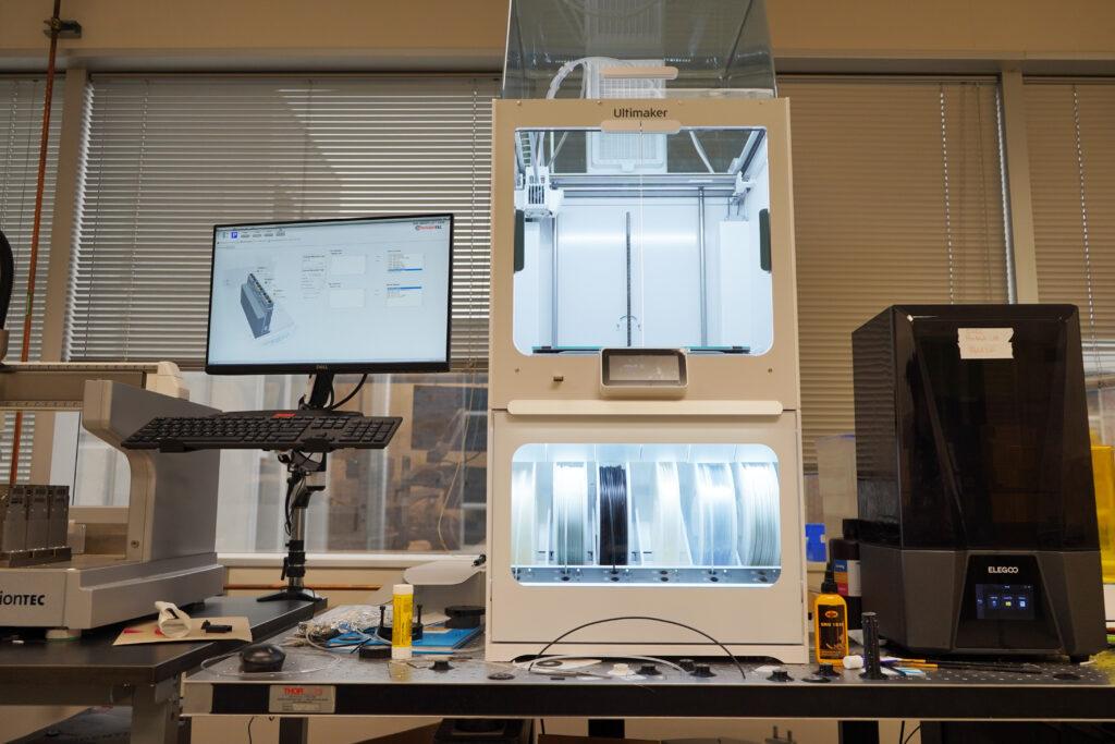 New equipment at Lab MC 5041.