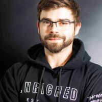 Smiling photo of Thomas Lee, ESP Academic Coach