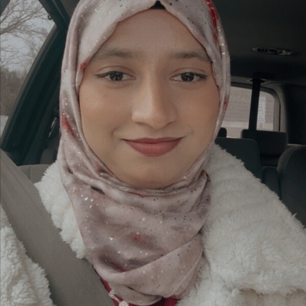 Smiling photo of Hebah Hasan, ESP Mentor.