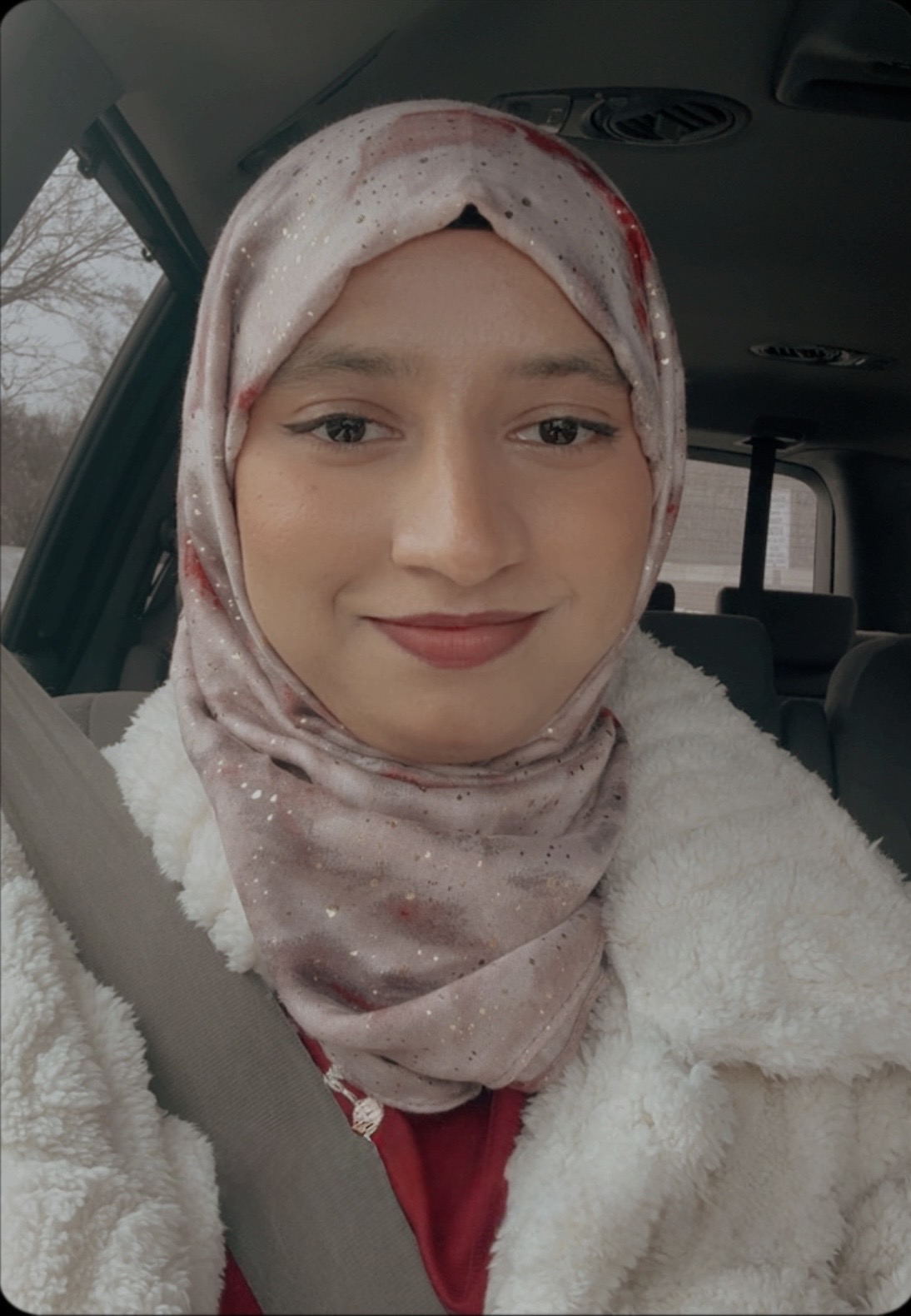 Smiling photo of Hebah Hasan, ESP Mentor.