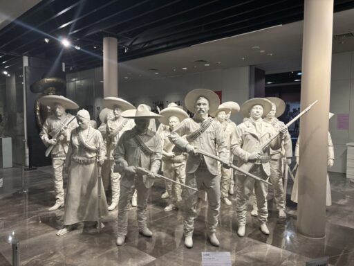 Picture of statues in Museum
