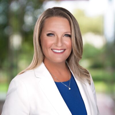 Headshot of Cindy Newell