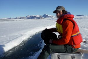 Jill Rajewicz temperature and salinity of the water in a crack on the Milne Ice Shelf