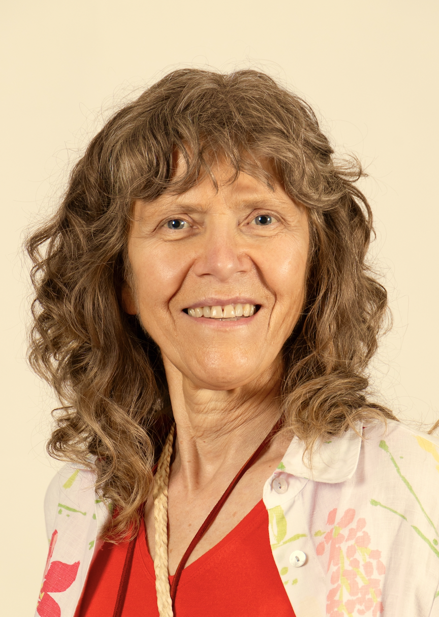 Lynne Gouliquer headshot