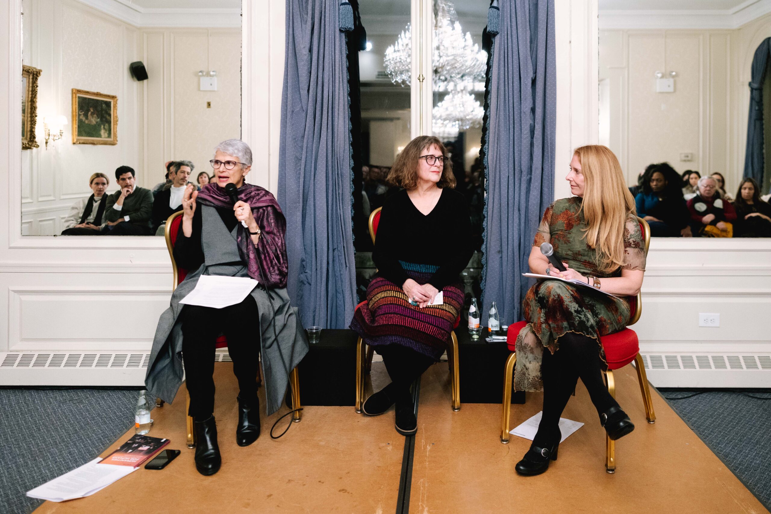 Jennifer Evans, Suzanne Keen, Irene Kacandes sitting and discussing
