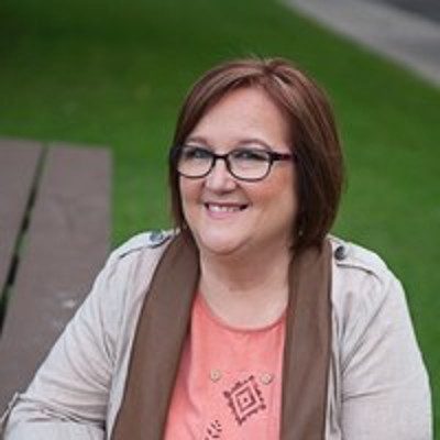 Melissa Otis headshot