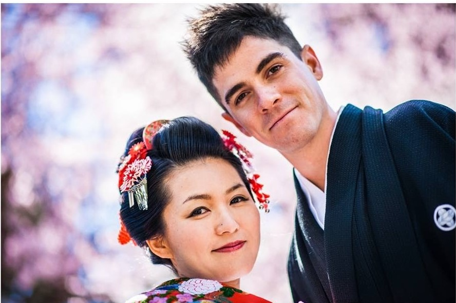 Ayumi and Alec in their wedding picture