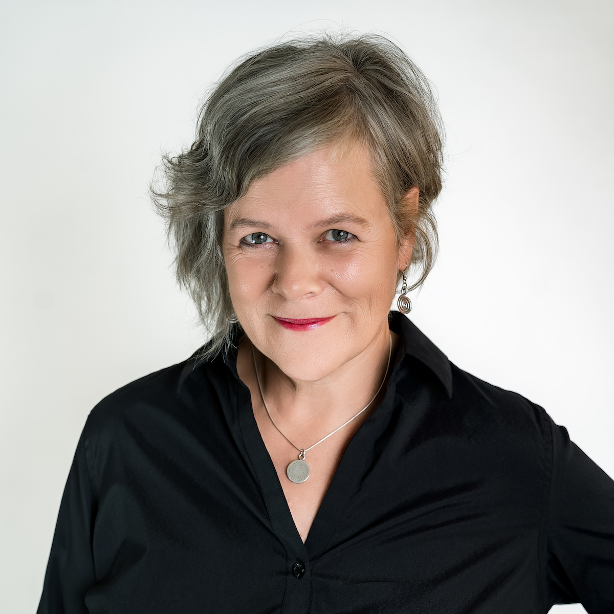 Headshot of Kathy Armstrong