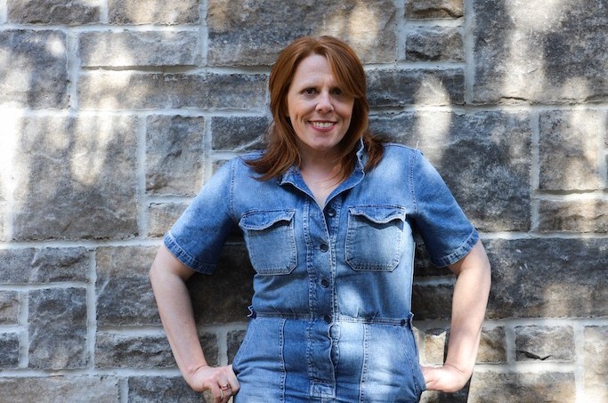 A headshot of public relations professional Mandy Sinclair.