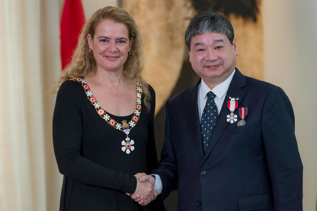 Her Excellency the Right Honourable Julie Payette, Governor General of Canada, invests Adjunct Prof. Yiyan Wu as a Members of the Order of Canada during a ceremony at the Citadelle of Québec, on February 12, 2019