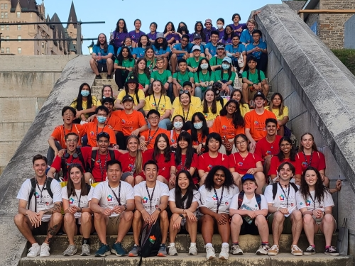 Shad Carleton 2022 participants siting on stairs.