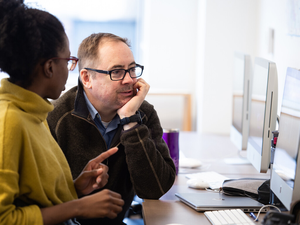 Journalism Program Creates Summer Jobs for Students Caught in Public Health Crisis