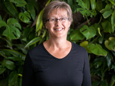 A photo of Lenore Fahrig.