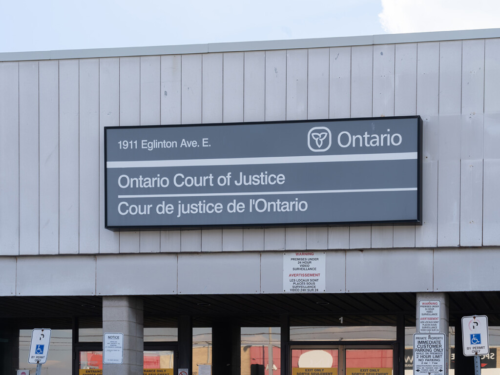 A sign which says the Ontario Court of Justice