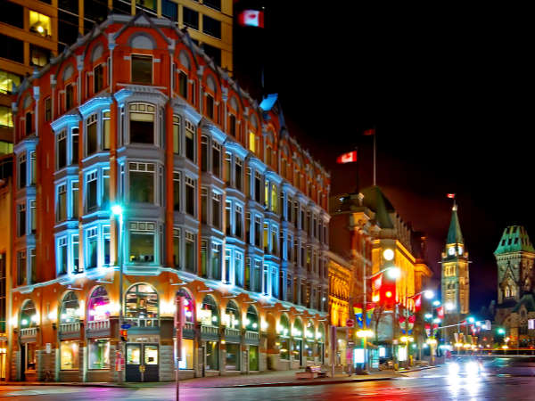 A view of downtown Ottawa at night