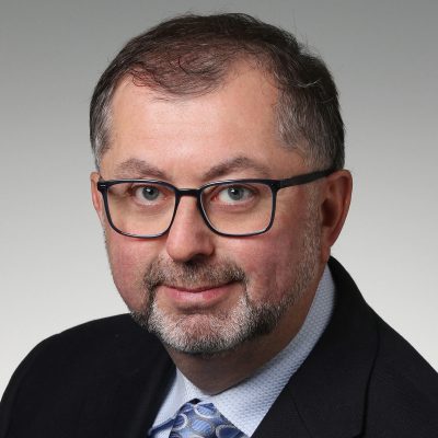 A professional headshot of  Carleton University Systems and Computer Engineering professor Halim Yanikomeroglu
