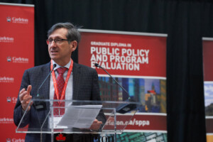 Journalism Program Creates Summer Jobs for Students Caught in Public Health Crisis