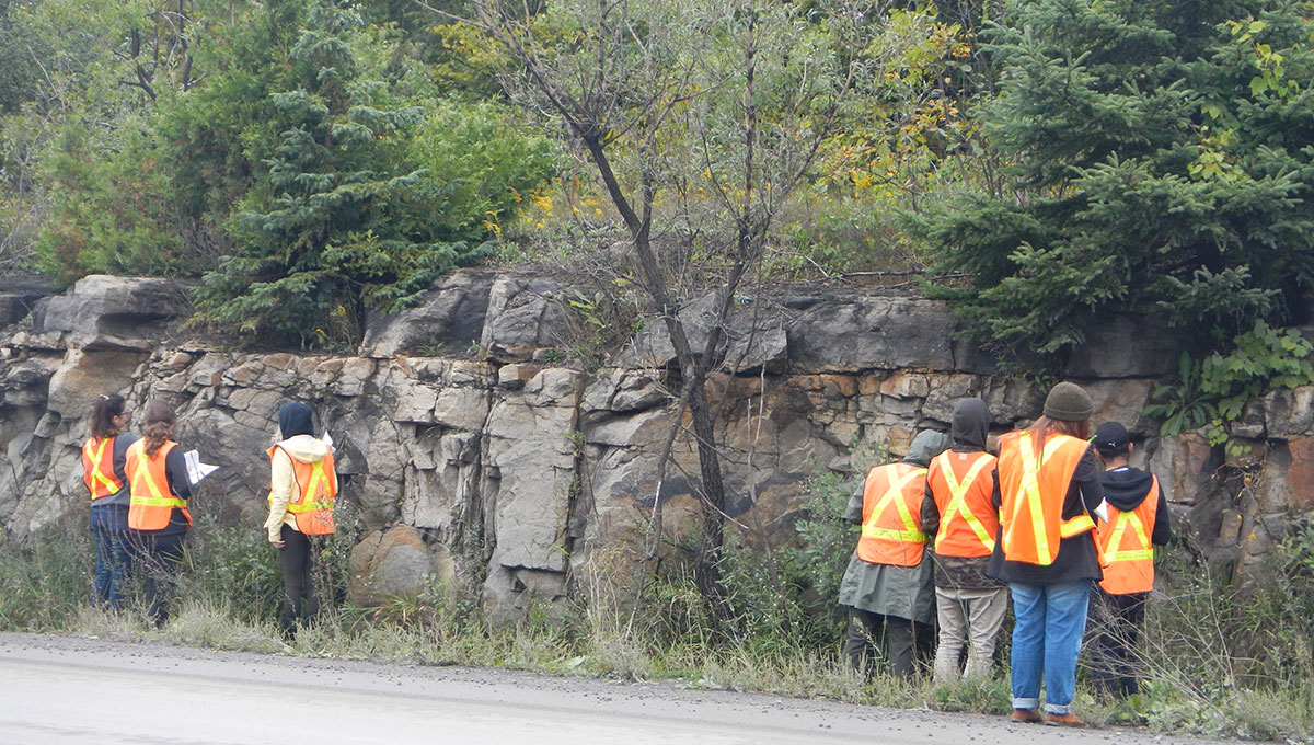 Carleton Prof. Creates Virtual Sedimentary Geology Field Trips