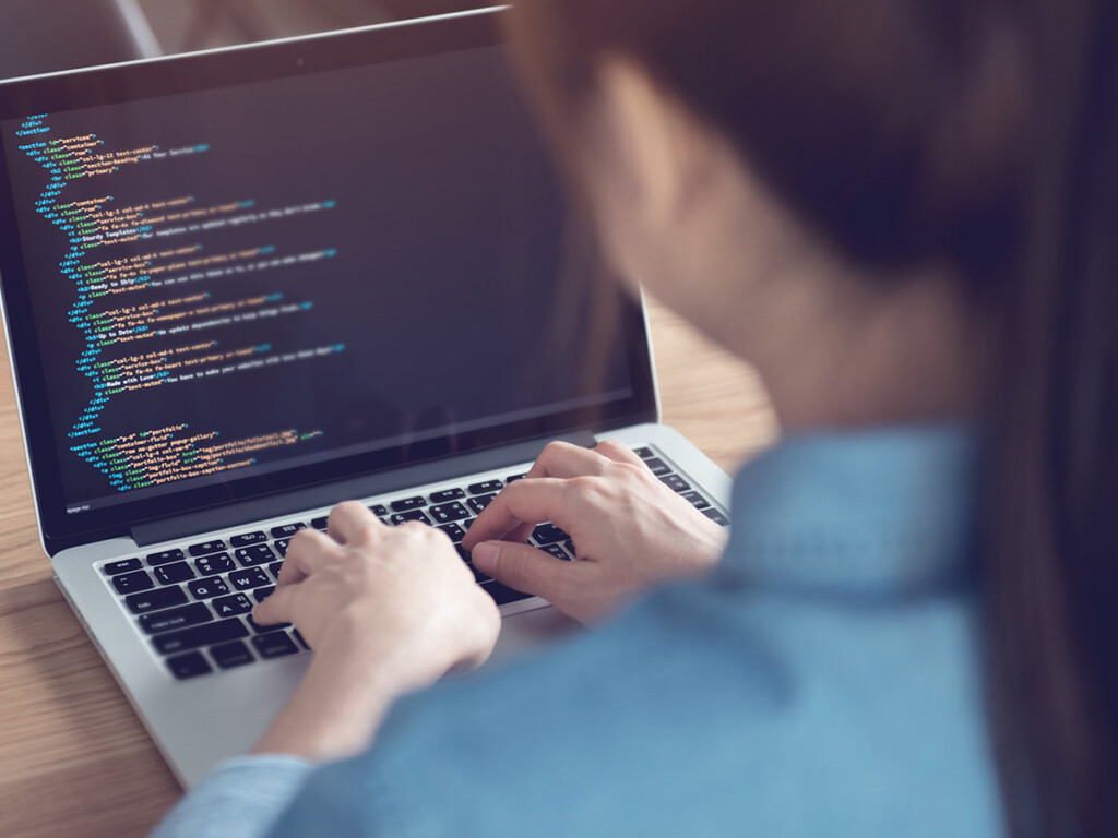 Virtual Ventures Coding Workshop for Girls Offers Glimpse into Future Career Options