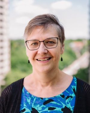 Cathy Barr