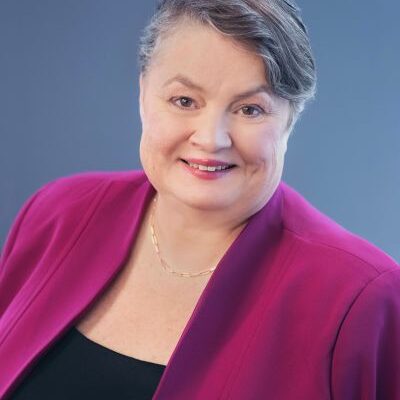 photo of jennifer howard