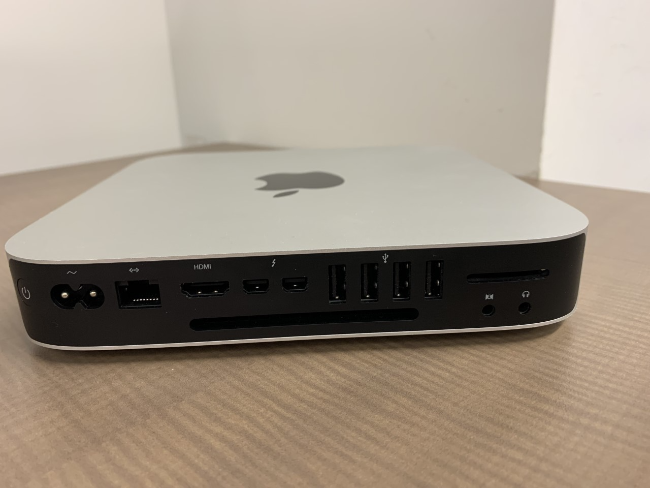 Mac Mini Model A1347 (Macmini7.1) 350 Procurement Services