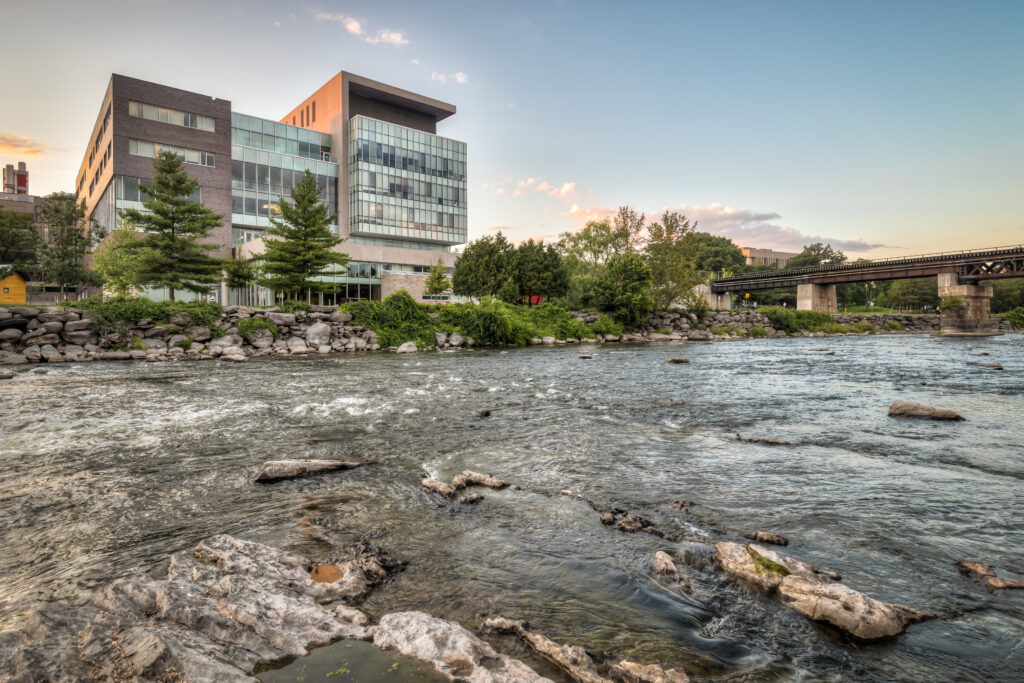 Carleton campus overseeing Rideau river