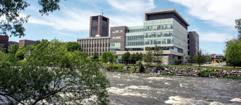 Carleton campus overseeing Rideau river