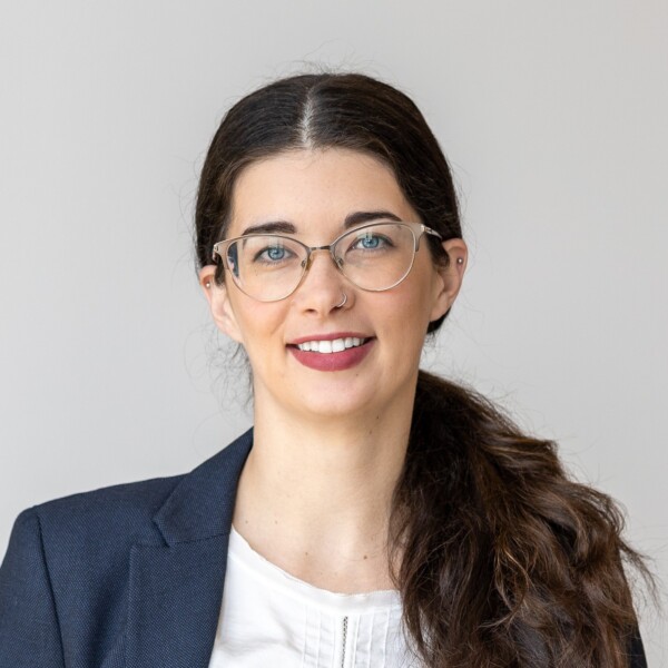 Katherine Marczenko Headshot