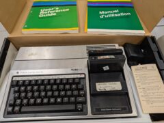 Texas Instruments TI-99
