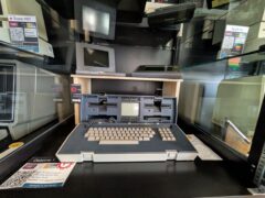Osborne luggable Computer