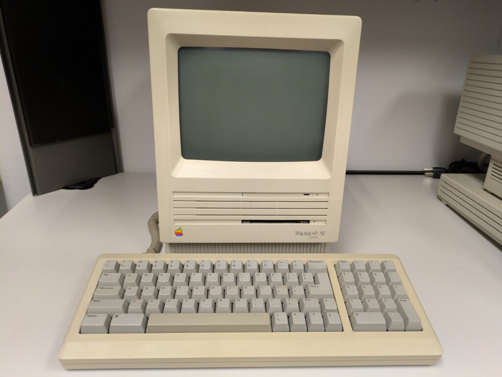 Apple Macintosh SE FDHD
