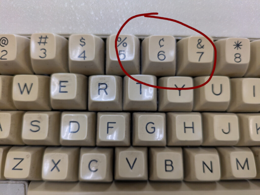 AES Alphaplus 12 Keyboard