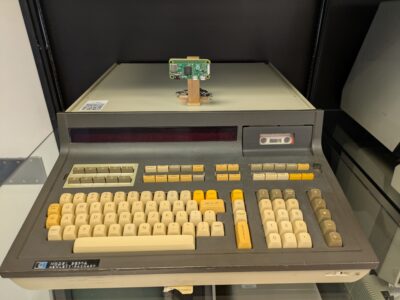 Raspberry Pi Zero on top of a  HP9830A