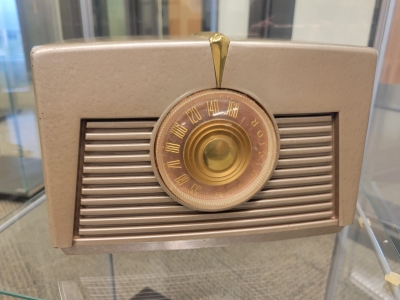 Photo for the news post: RCA Victor Little Master IIIA Radio