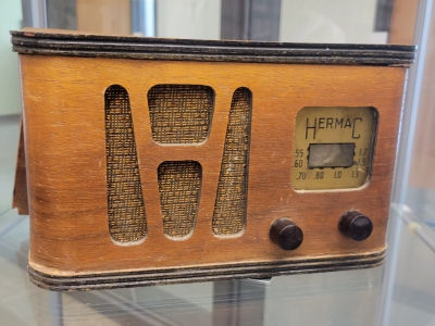 Photo for the news post: Hermac Radio Model 10
