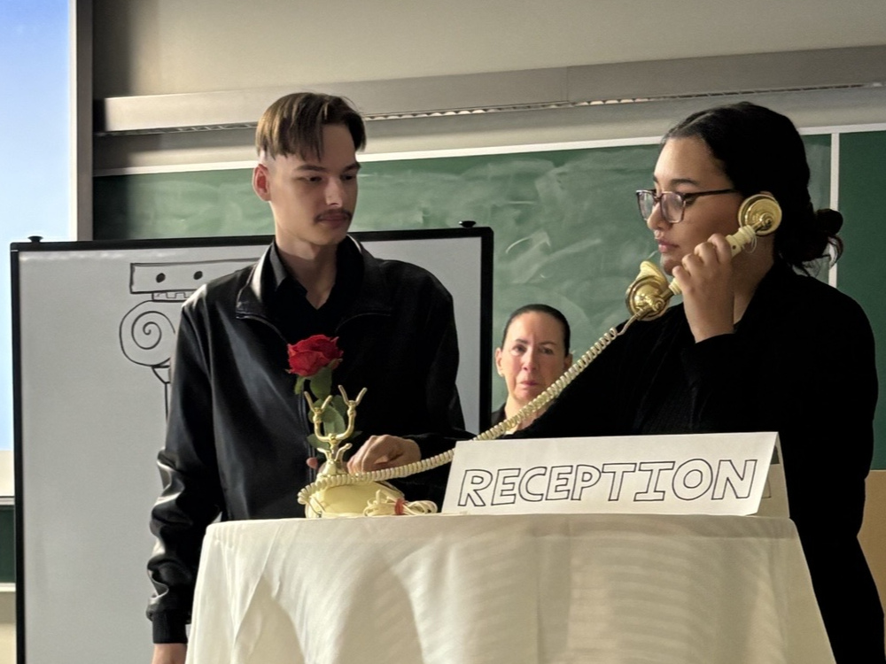 Students present play based on the book "Amore e Cappuccino"