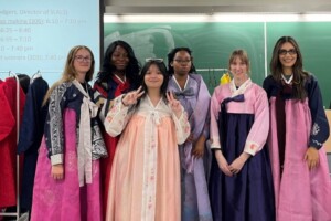 Students in hanbok